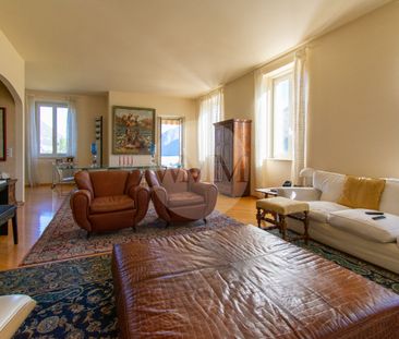 ANCIENT CHARM AND MODERN COMFORT: ELEGANT 4.5-ROOM APARTMENT WITH L... - Photo 6