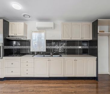 Modern One-Bedroom Unit with Private Outdoor Spaces - Photo 2