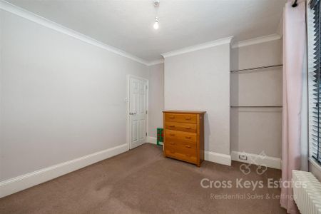 3 bedroom terraced house to rent - Photo 4