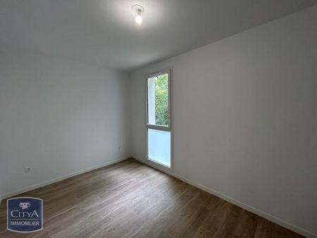 Location Maison 3 pièces 64m² BREUILLET 17920 - Photo 3