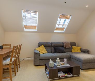 1 bedroom apartment to rent - Photo 2