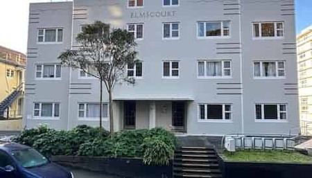 Modern 2BR Te Aro Gem with Balcony! - Photo 5