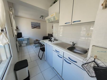 Location Appartement 1 pièce 17m² LE PORTEL 62480 - Photo 4
