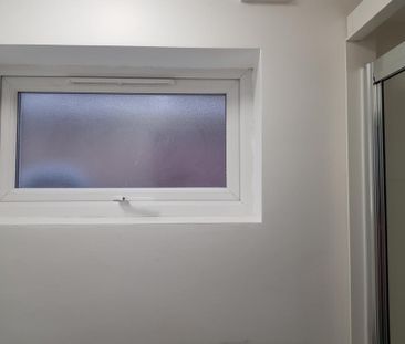 Studio to rent - Photo 6