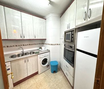 Apartamento en Benidorm, Playa Levante-Centro, alquiler - Photo 2