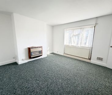 Mortain Park, Hailsham - Photo 3