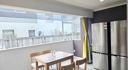 Live the Easy City Fringe Lifestyle - Photo 2