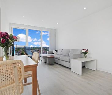 2 bedroom flat to rent - Photo 2
