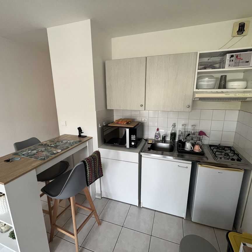 Location Appartement 1 pièce 26m² RODEZ 12000 - Photo 1