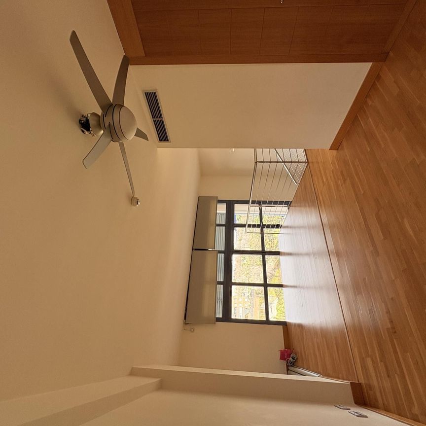 Dúplex de alquiler en Avenida de Severo Ochoa, 22, Vega de la Moraleja - Photo 1