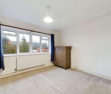 Ray Park Road, Maidenhead, Berkshire, SL6 - Photo 2