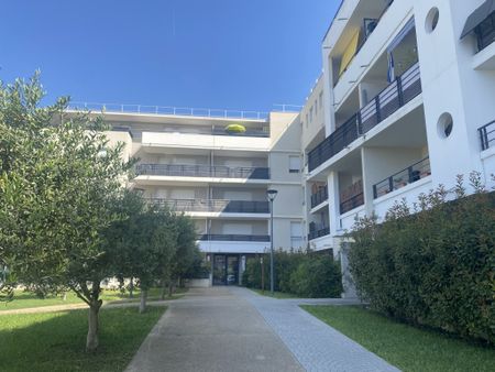 Appartement T2 avec terrasse dans résidence sécurisée - Photo 5