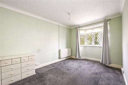 4 bedroom detached house to rent - Photo 4