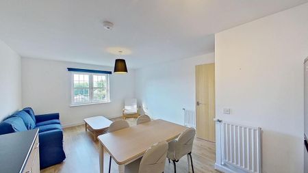 2 bedroom flat to rent - Photo 4
