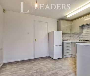 2 bedroom house to rent Rolls Crescent, Manchester, M15 - Photo 6