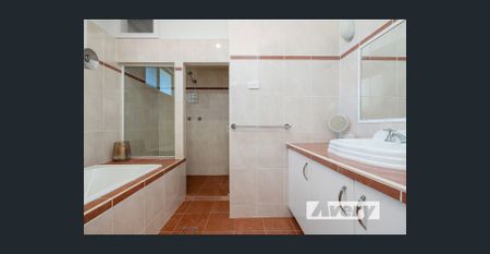 Uninterrupted Lake Views - Photo 4