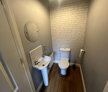 2 bedroom barn conversion to rent - Photo 6