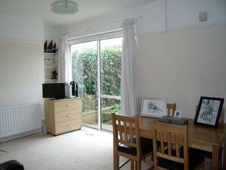 7, Lilac Avenue - Photo 2