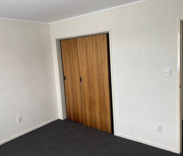 23B Colchester Crescent, Newlands - Photo 2