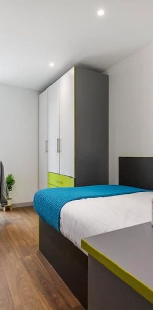 1 bedroom private hall to rent - Photo 1