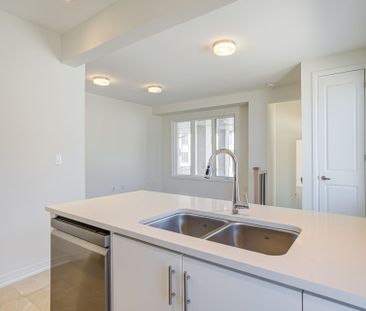 For Lease - 1 Kings Hill Drive, Brampton, Ontario - Photo 5