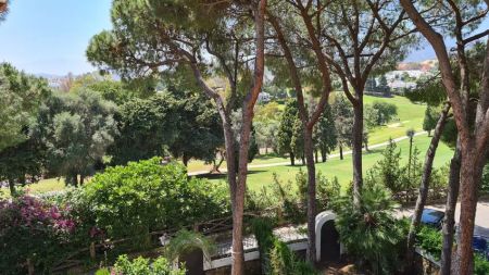 Alquiler de chalet adosado en Urbanización Los Pinos de Aloha, 2 - Photo 3