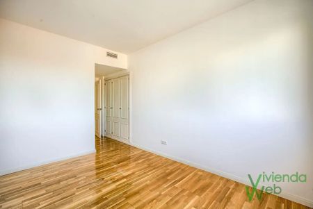 Piso de alquiler en Plaza del Descubridor Diego de Ordás, 1, Ríos Rosas - Nuevos Ministerios - Photo 2