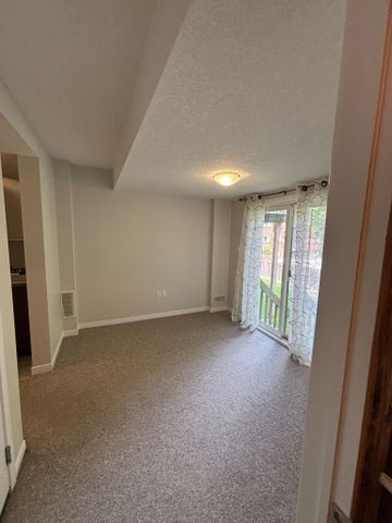 For Lease - 750 Lawrence Street Unit# 97, Cambridge, Ontario - Photo 2