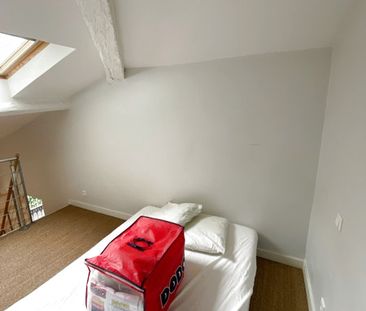 Location Appartement 2 pièces 47m² BORDEAUX 33000 - Photo 2