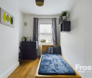 Fruen Road, Feltham,TW14 - Photo 6