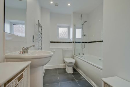 1 bed flat to rent in Drinkwater Road, Harrow - Photo 5
