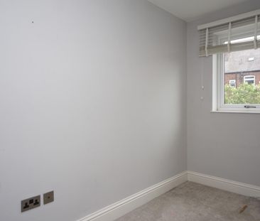3 bedroom House To Let - Photo 2