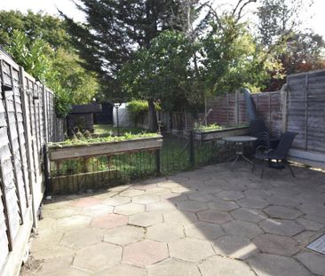 3 bedroom semi-detached house to rent - Photo 6