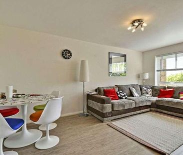 Freeland Park, Holders Hill Road, London, NW4 - Photo 3