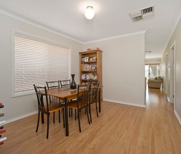 Professional & Straightforward - Photo 1