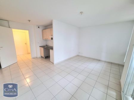 Location Appartement 1 pièce 27m² CLERMONT FERRAND 63000 - Photo 3