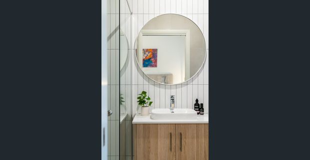 Contemporary 4 bedroom terrace home on low maintenance corner allotment - Photo 1