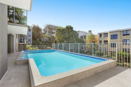 Renovated East Facing Apartment Minutes to Diamond Bay Reserve - Photo 2