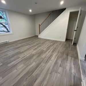 Maison à Deux Niveaux Avec Quatre Chambr - Photo 3