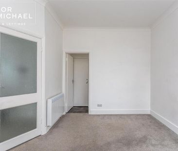 Studio to rent - Photo 6