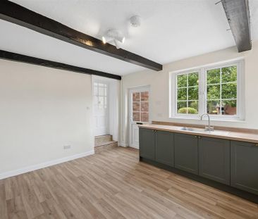 5 bedroom detached house to rent - Photo 6