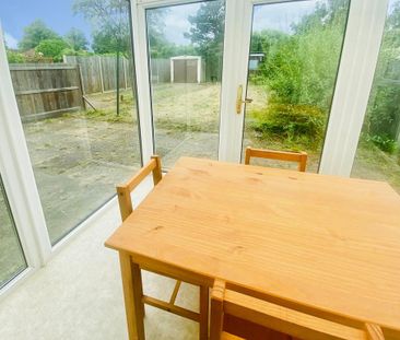 3 bedroom house to rent - Photo 2