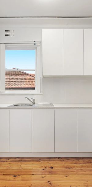 Charming and Peaceful Family Home - Photo 1