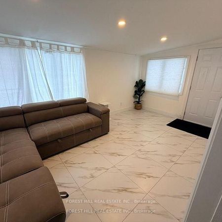 For Lease - 102 Harbard Road, Prince Edward County, Ontario - Photo 2