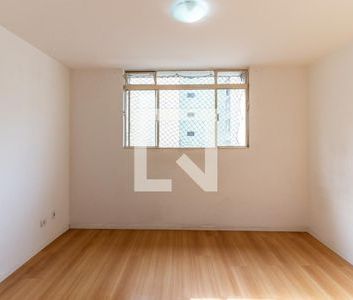 Studio para alugar com 37m², 1 quarto e sem vaga - Photo 2