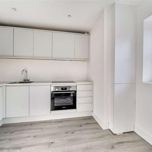 Portland Road, London, SE25 - Photo 1