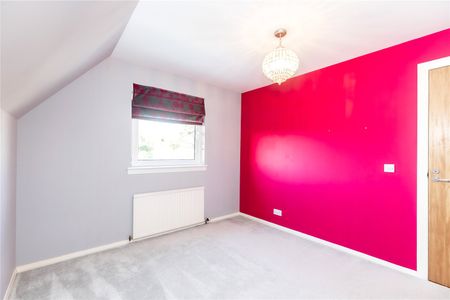 4 bedroom detached house to rent - Photo 5