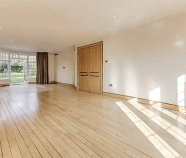 6 bedroom detached house to rent - Photo 1