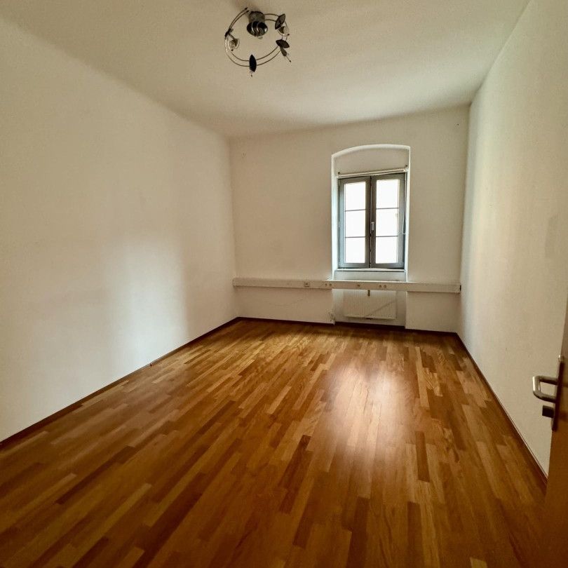 Schöne, helle 3 Zimmer Mietwohnung, würde auch als Büro vermietet werden IMS IMMOBILIEN KG Leoben - Photo 1