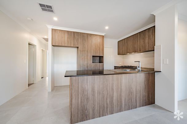 102A Riseley Street - Photo 1